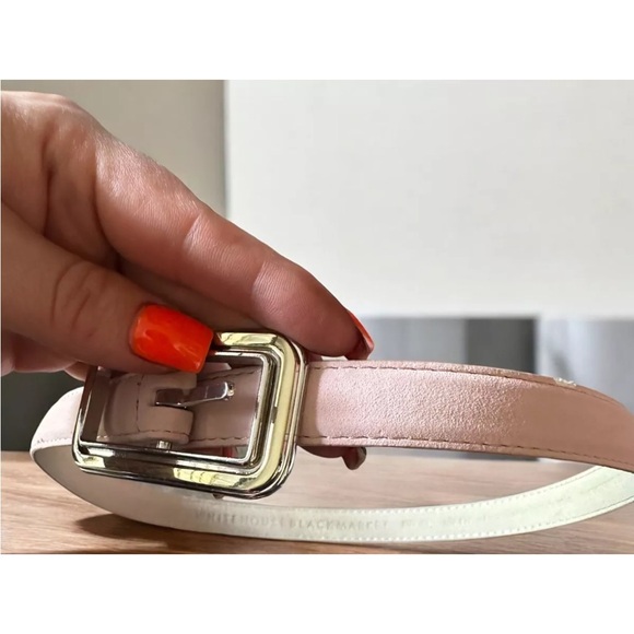 White House Black Market XS Leather Platinum Skinny Belt Pink White - Picture 3 of 4
